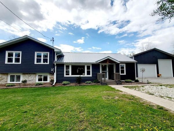 N4687 CHURCH STREET, New London, WI 54961