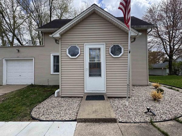 330 LAKE STREET, Scandinavia, WI 54977