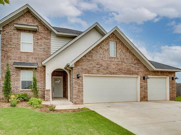1364 Pineridge Circle, Piedmont, OK 73078