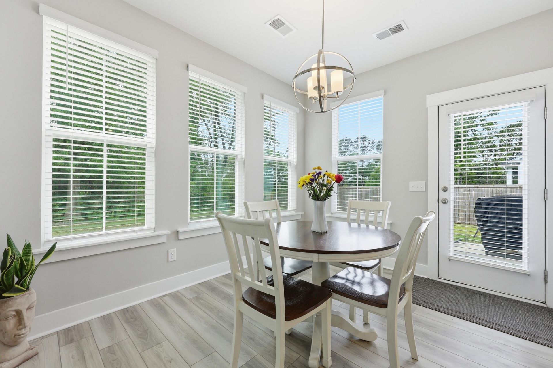 1081 Saltwater Circle Photo 10
