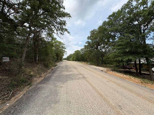 185 Kaaawa LN, Bastrop, TX 78602