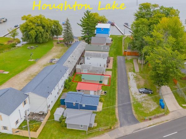 6482 Houghton Lake Drive W, Unit Cabin #4, Houghton Lake, MI 48629