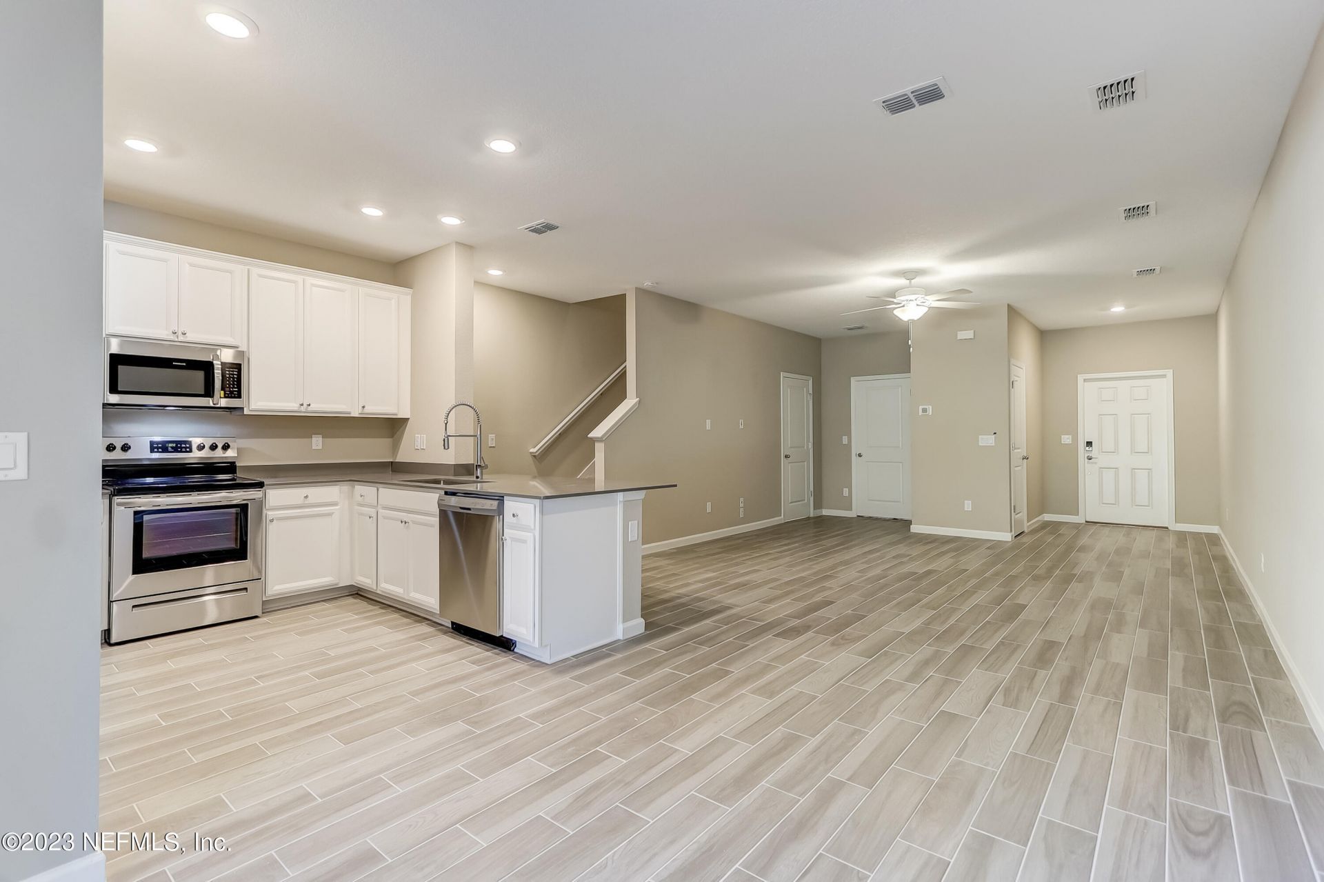 2607 Sandy Dune Drive, Jacksonville, FL 32233 Photo