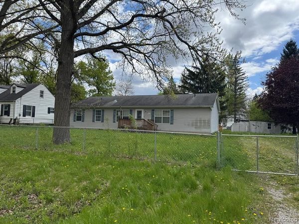 3231 W Hobson Avenue, Mt. Morris Twp, MI 48504