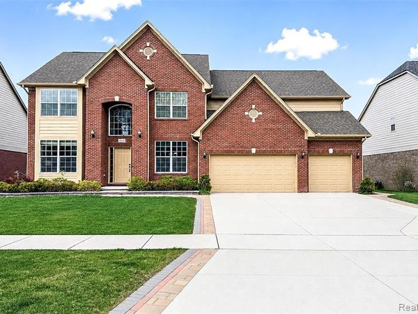 4119 Stonington Drive, Troy, MI 48085