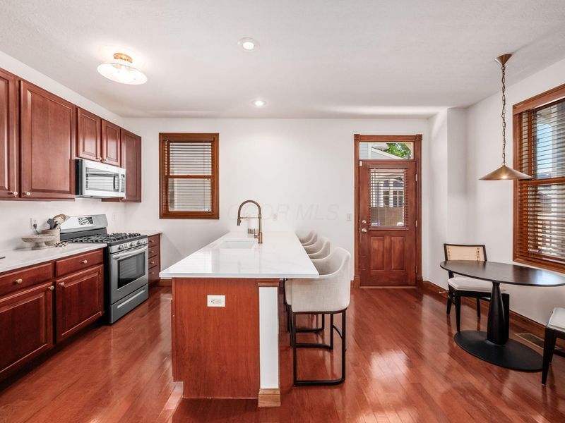 965 Delaware Avenue, Columbus, OH 43201 Photo 11