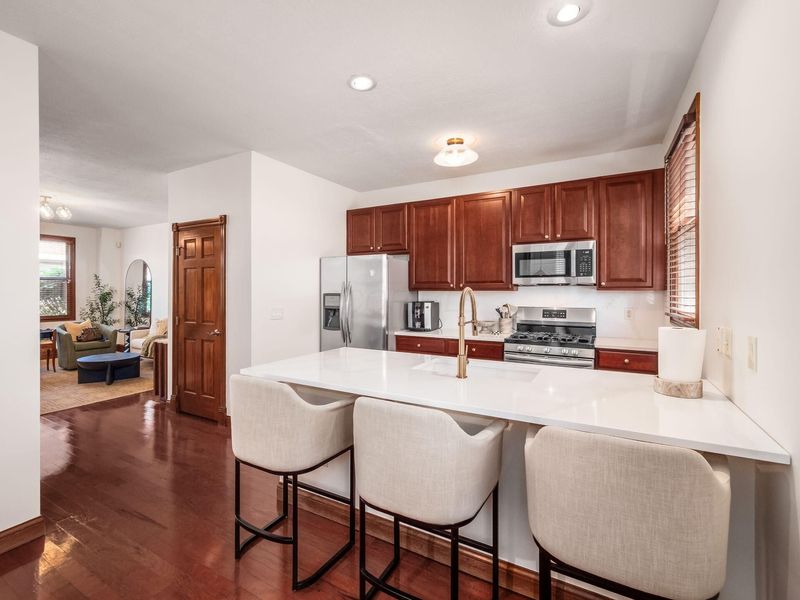 965 Delaware Avenue, Columbus, OH 43201 Photo 14
