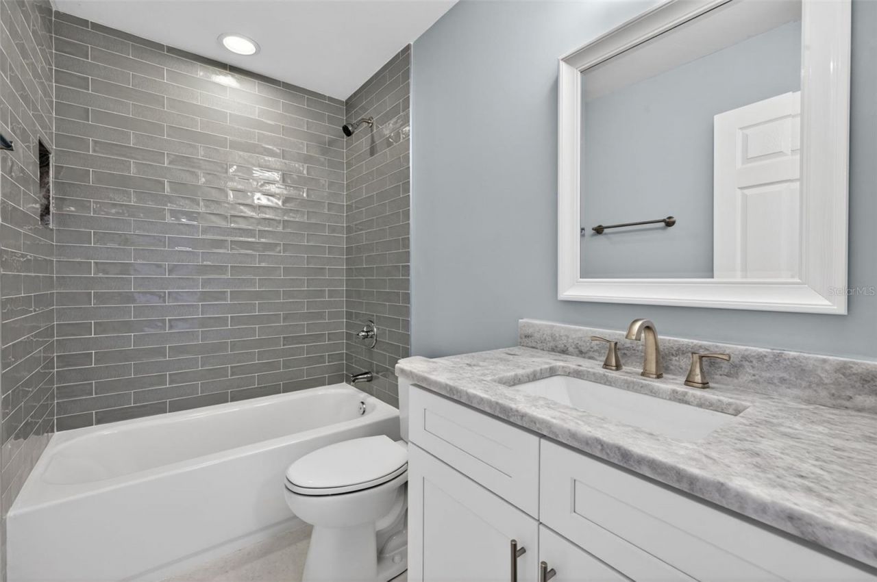 4109 Bellasol Circle , Unit 1113, Fort Myers, FL 33916 Photo
