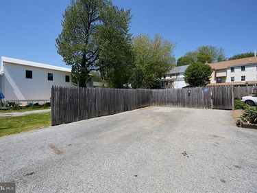 329 FRONT STREET , PARKESBURG, PA 19365