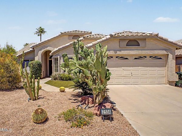 2534 E Wescott Drive, Phoenix, AZ 85050