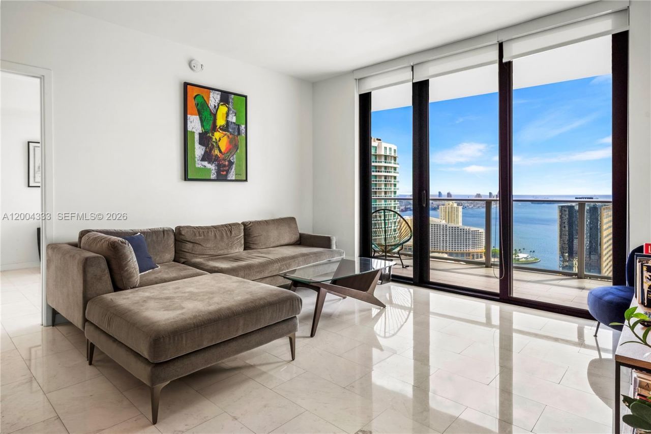 1010 Brickell Ave, Unit 3904, Miami, FL 33131 Photo