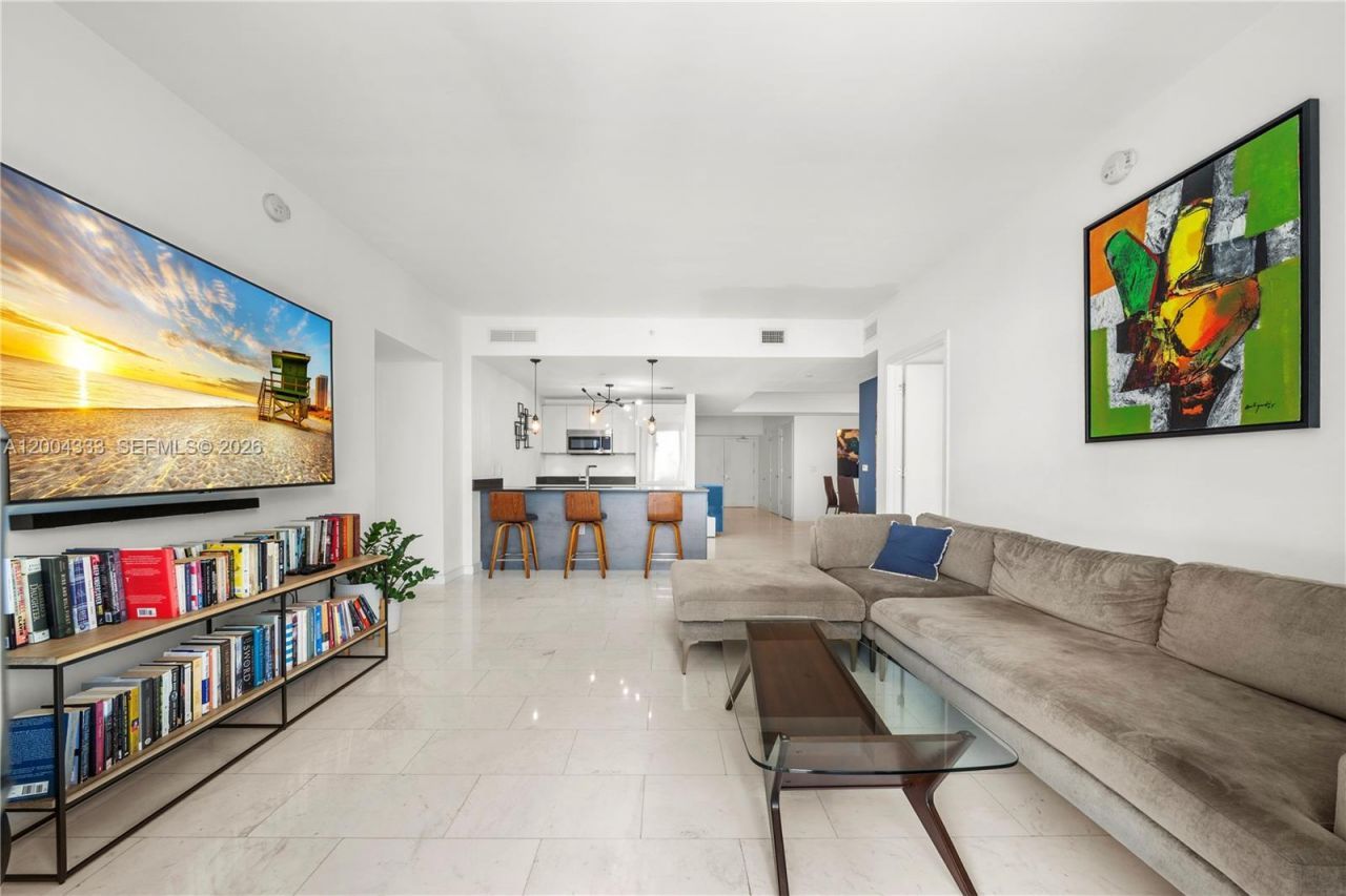 1010 Brickell Ave, Unit 3904, Miami, FL 33131 Photo