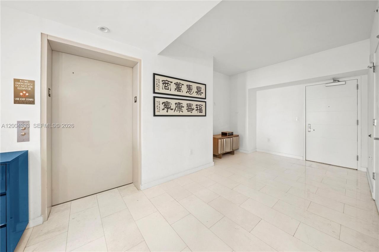 1010 Brickell Ave, Unit 3904, Miami, FL 33131 Photo