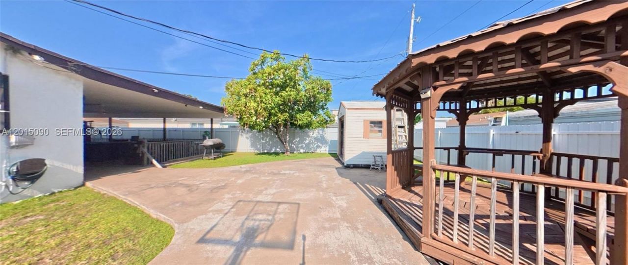 10955 SW 217th Ter , Miami, FL 33170 Photo