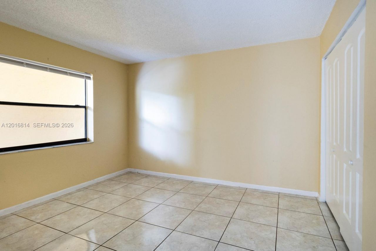 9022 NW 28th Dr , Unit 2-201, Coral Springs, FL 33065 Photo