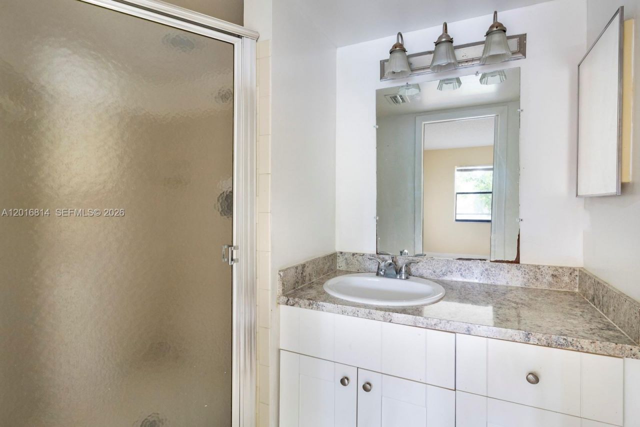 9022 NW 28th Dr , Unit 2-201, Coral Springs, FL 33065 Photo