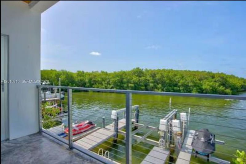 325 Calusa , Key Largo, FL 33037 Photo