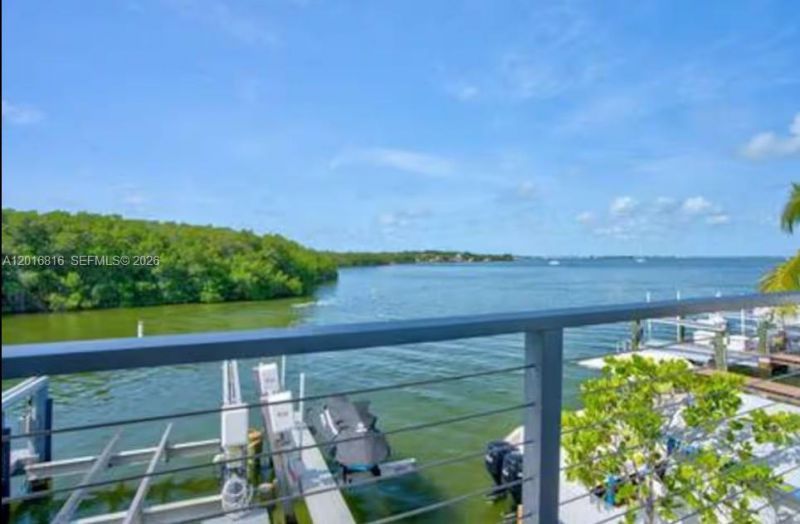 325 Calusa , Key Largo, FL 33037 Photo
