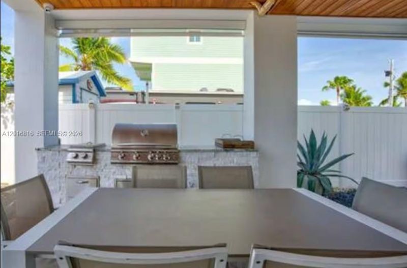 325 Calusa , Key Largo, FL 33037 Photo