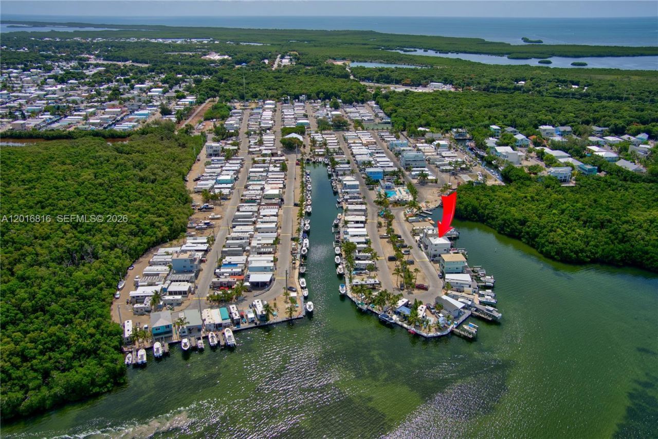 325 Calusa , Key Largo, FL 33037 Photo