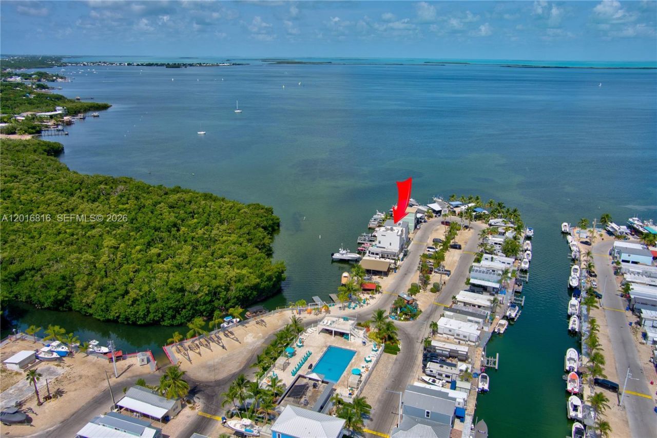 325 Calusa , Key Largo, FL 33037 Photo