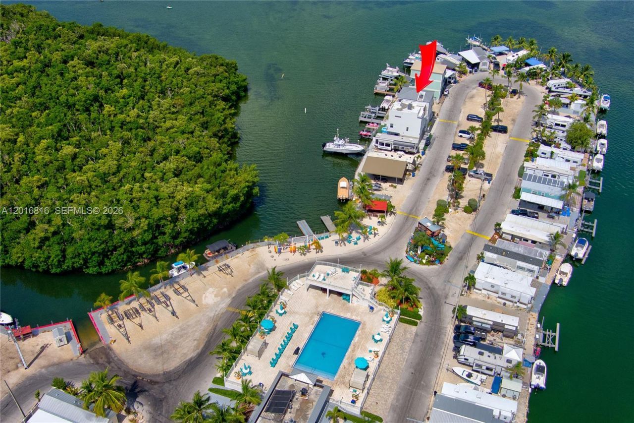 325 Calusa , Key Largo, FL 33037 Photo