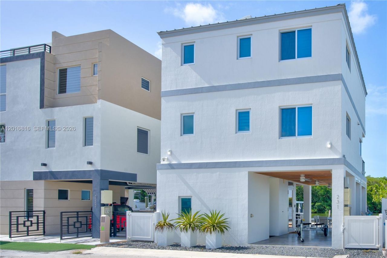 325 Calusa , Key Largo, FL 33037 Photo