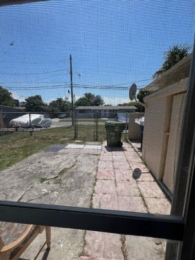 901 SW 4th Ter , Hallandale Beach, FL 33009 Photo