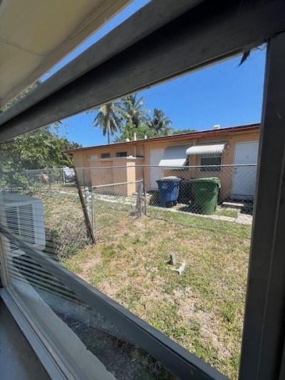 901 SW 4th Ter , Hallandale Beach, FL 33009 Photo