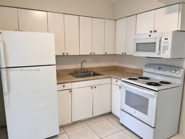 901 SW 4th Ter, Hallandale Beach, FL 33009 Photo