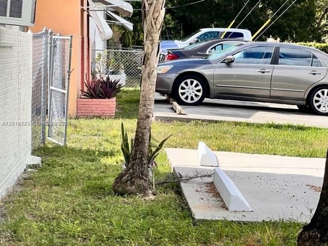 901 SW 4th Ter , Hallandale Beach, FL 33009 Photo