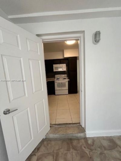 901 SW 4th Ter , Hallandale Beach, FL 33009 Photo