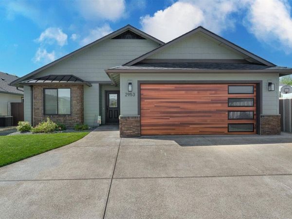 2953 Naples Drive, Grants Pass, OR 97527