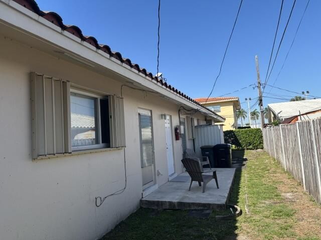 1911 NE 27th Court, Unit 3, Lighthouse Point, FL 33064 Photo