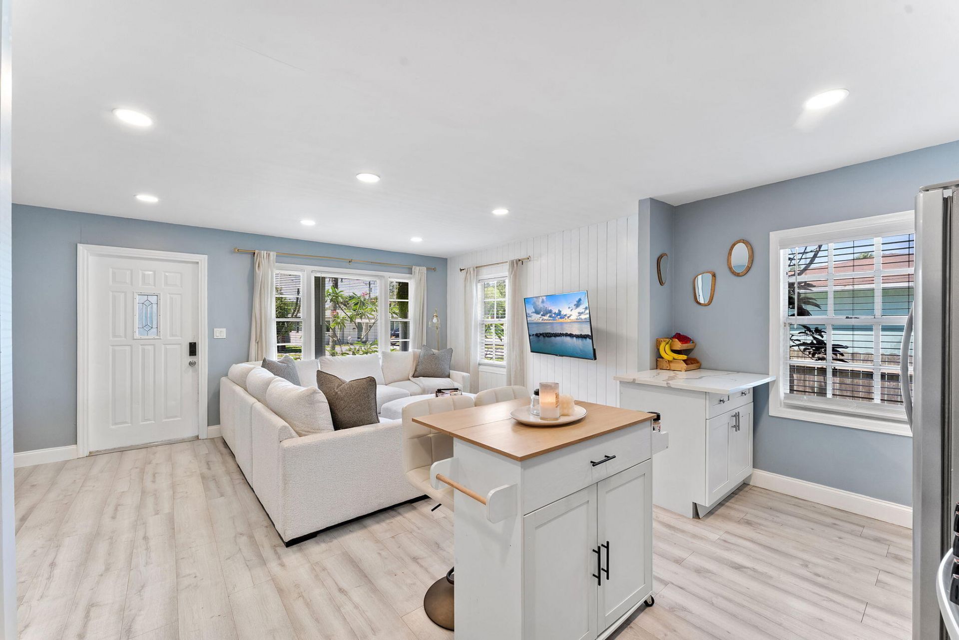 961 32nd Street, West Palm Beach, FL 33407 Photo