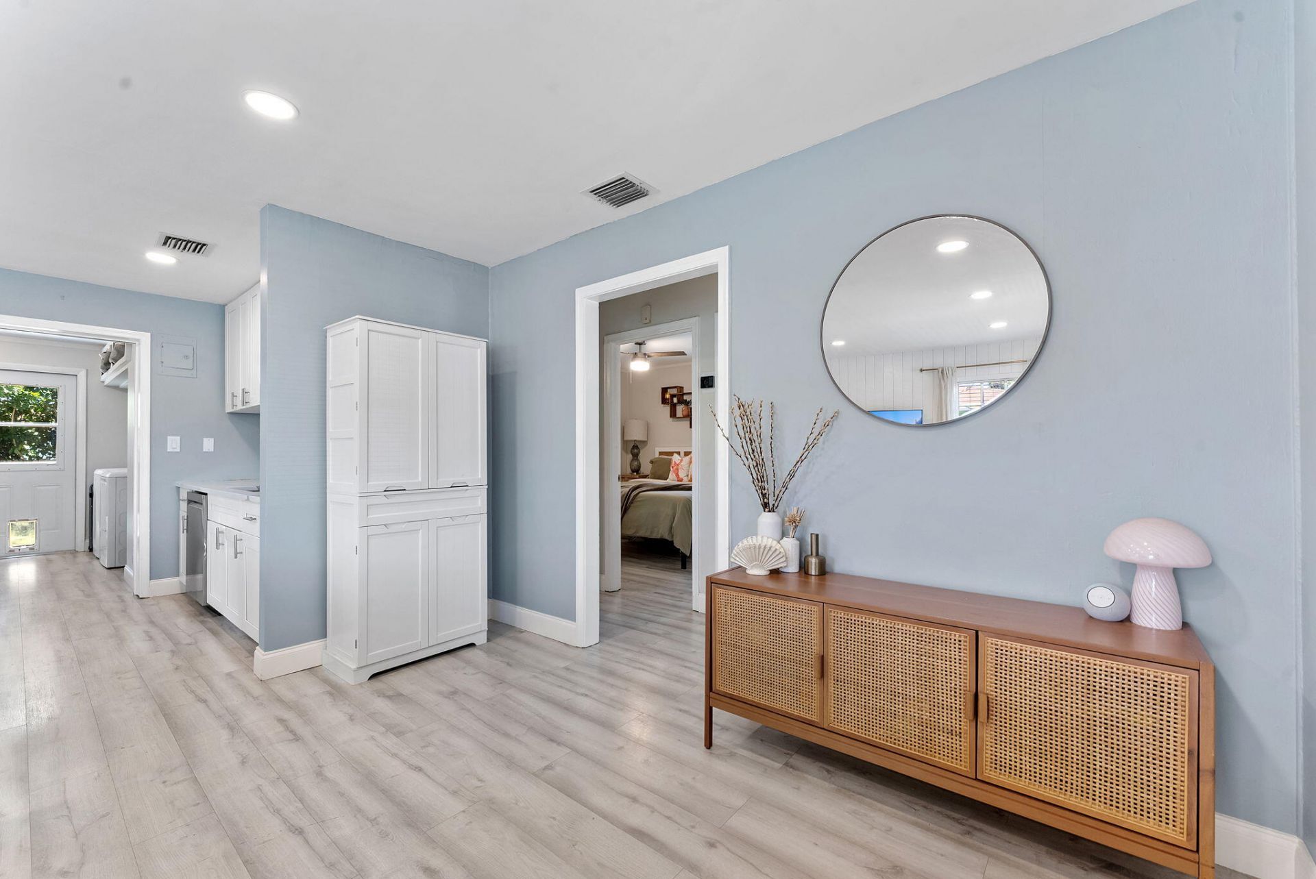 961 32nd Street, West Palm Beach, FL 33407 Photo