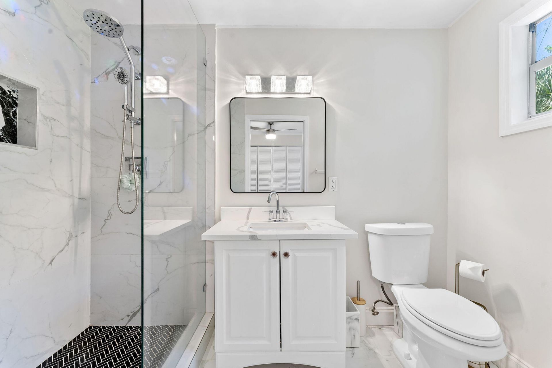 961 32nd Street, West Palm Beach, FL 33407 Photo