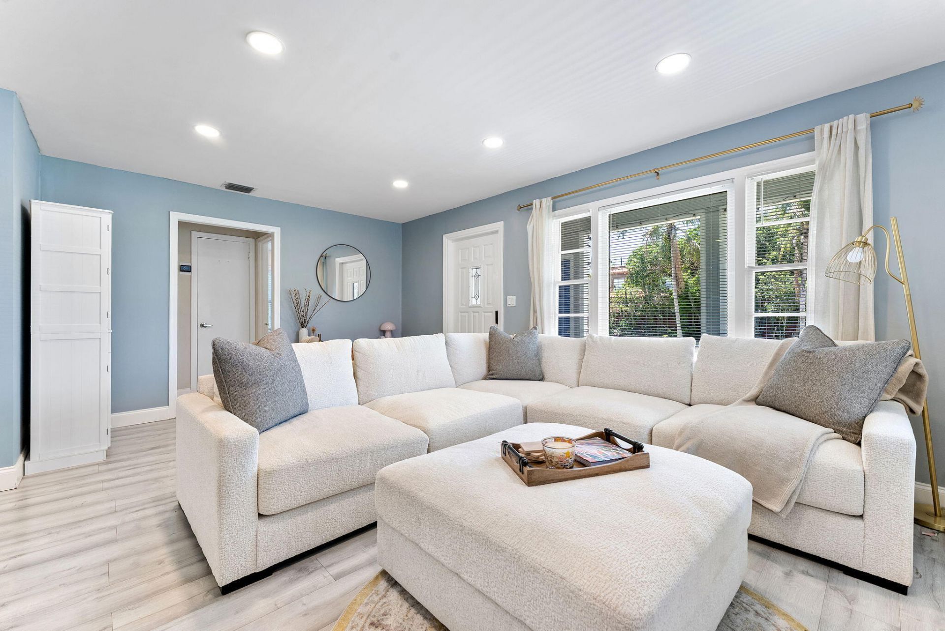 961 32nd Street, West Palm Beach, FL 33407 Photo