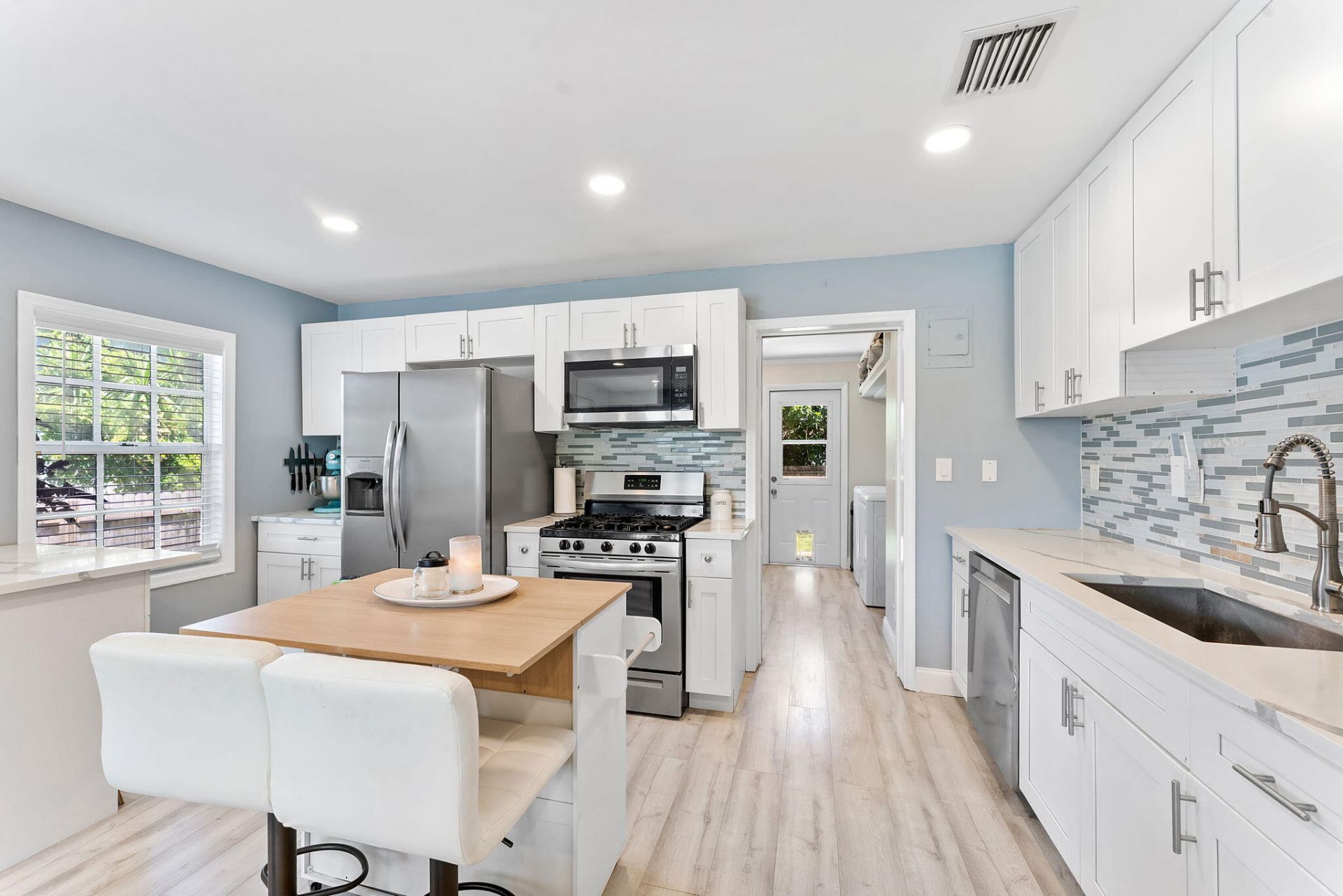 961 32nd Street, West Palm Beach, FL 33407 Photo