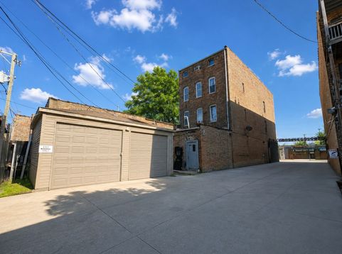Main Photo