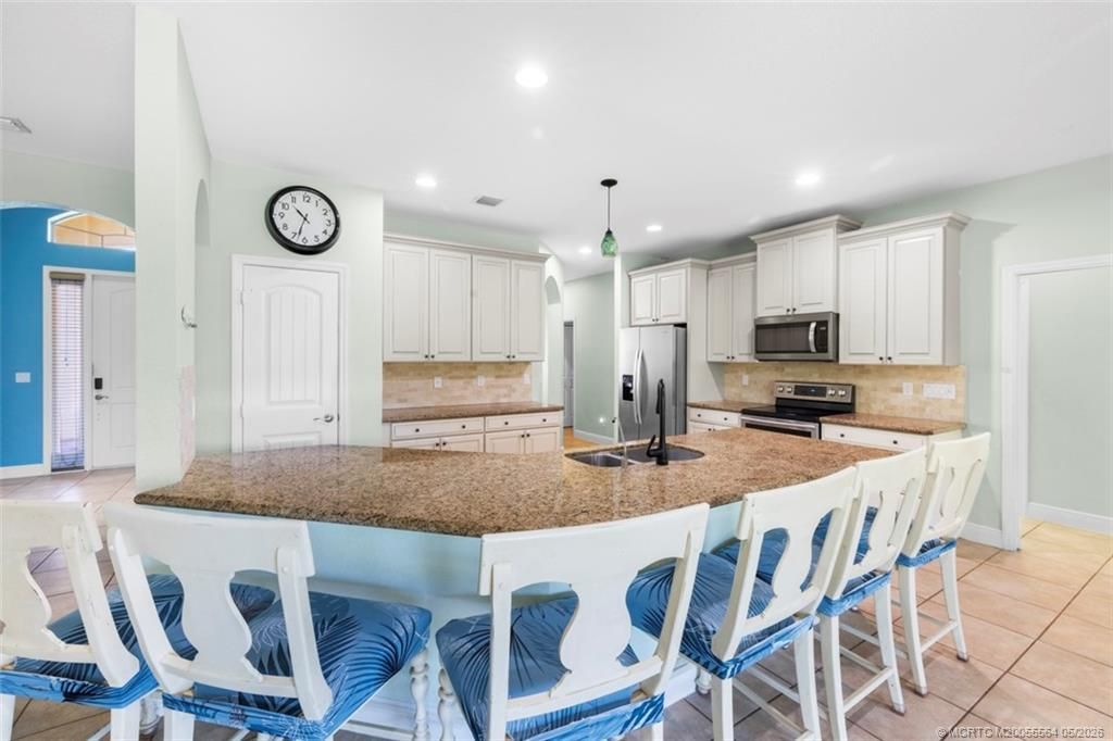 418 NE Abaca Way, Jensen Beach, FL 34957 Photo