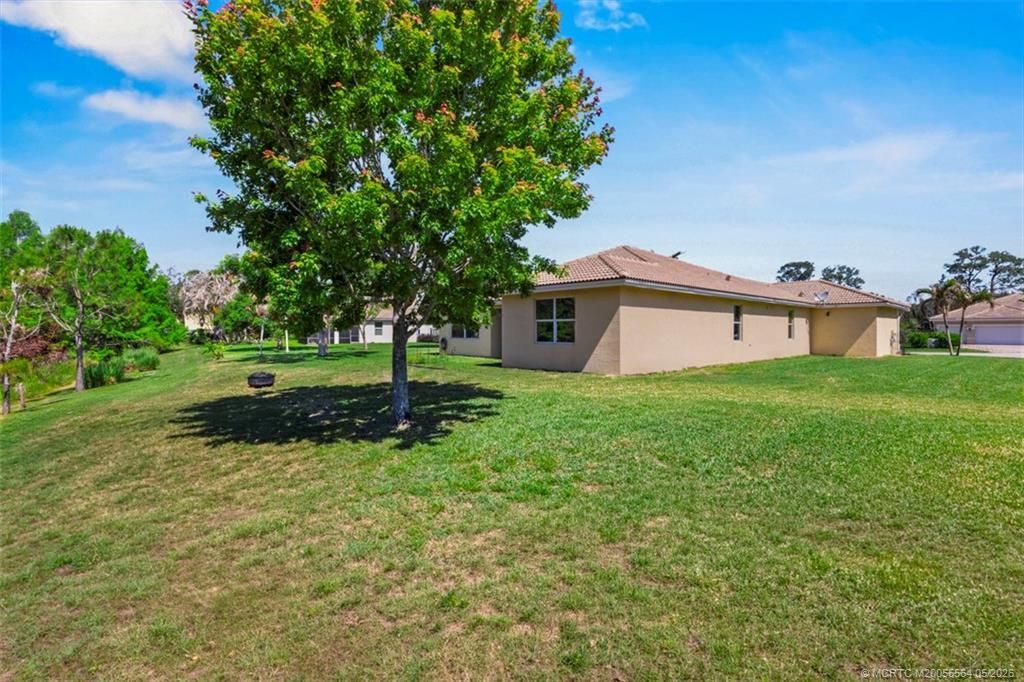 418 NE Abaca Way, Jensen Beach, FL 34957 Photo