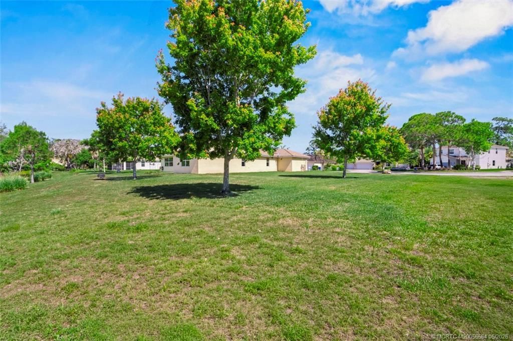 418 NE Abaca Way, Jensen Beach, FL 34957 Photo