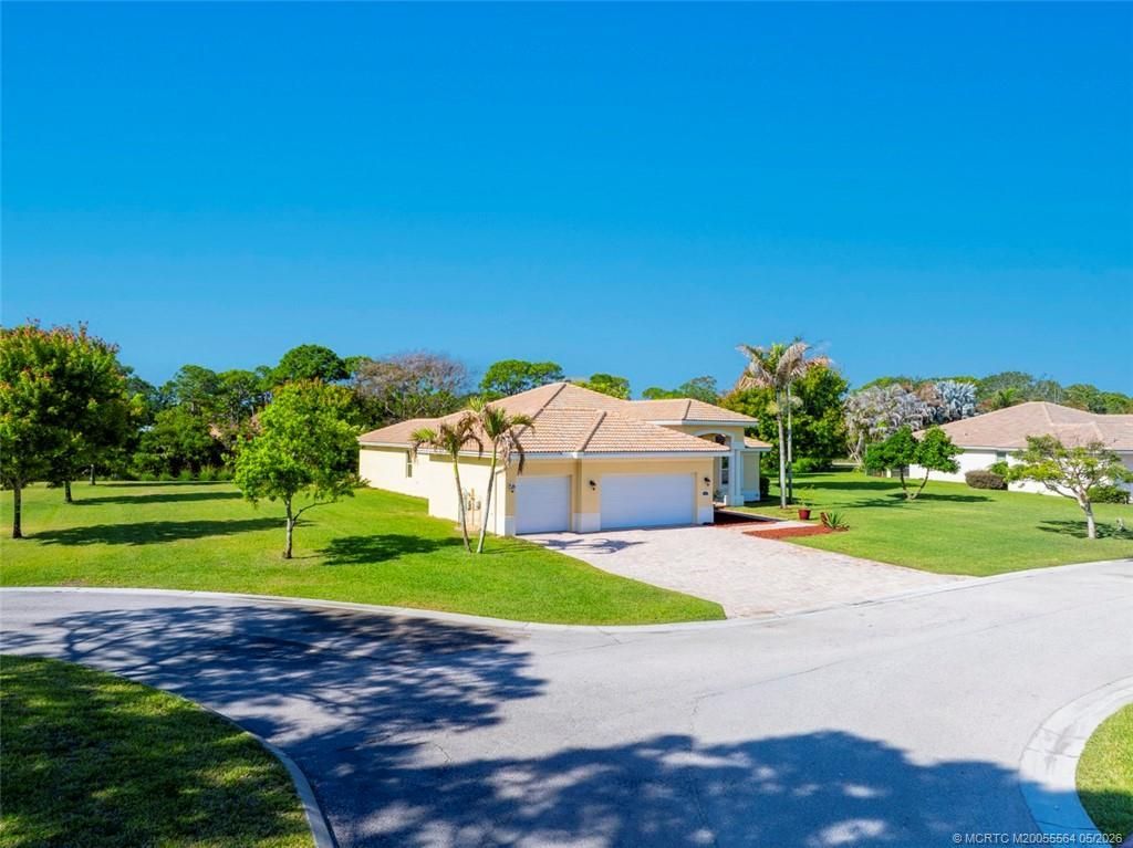 418 NE Abaca Way, Jensen Beach, FL 34957 Photo