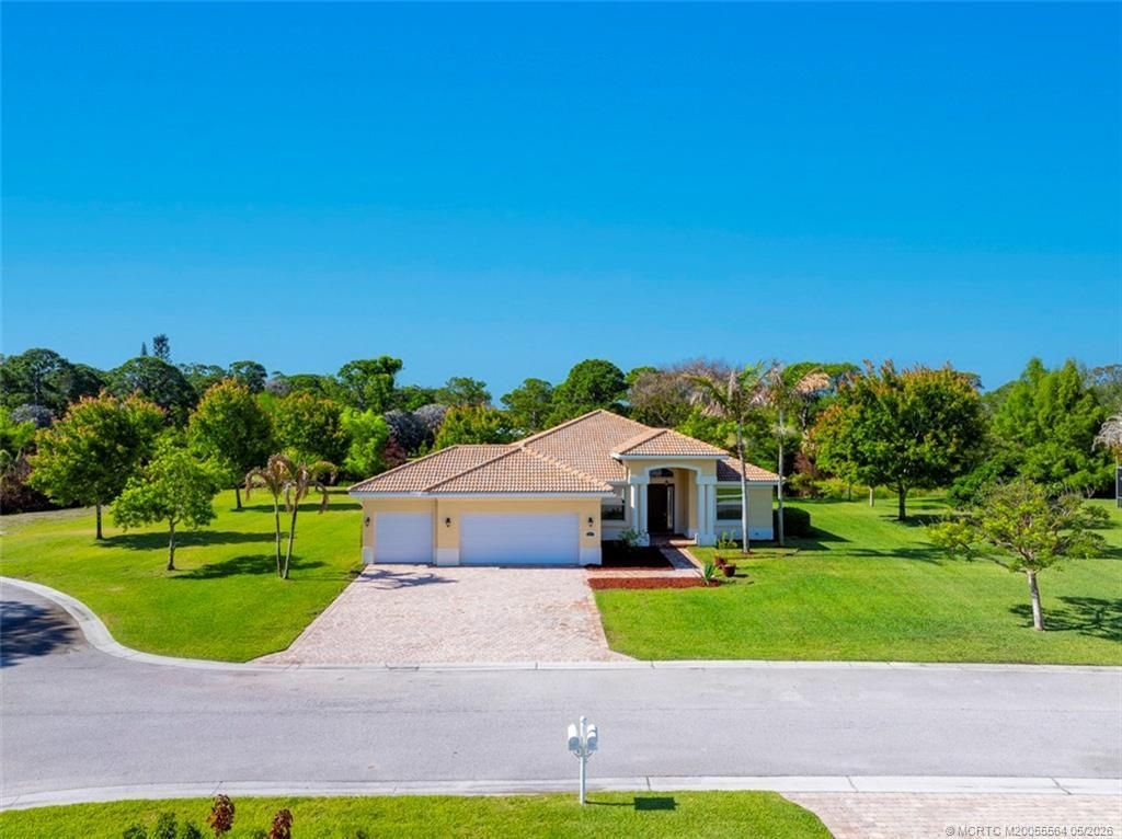 418 NE Abaca Way, Jensen Beach, FL 34957 Photo