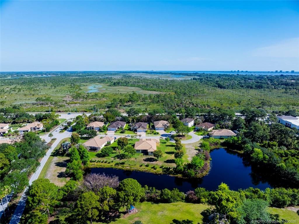418 NE Abaca Way, Jensen Beach, FL 34957 Photo