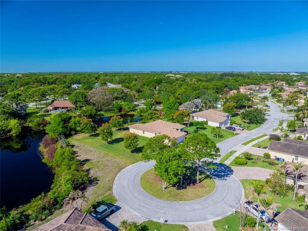 418 NE Abaca Way, Jensen Beach, FL 34957 Photo