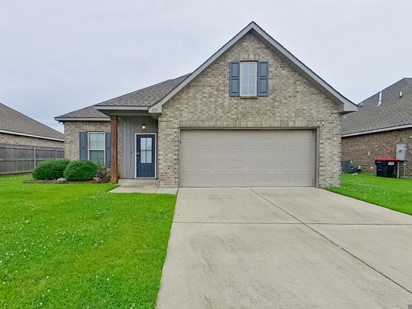 105 Alpine Meadows Lane, Lafayette, LA 70506