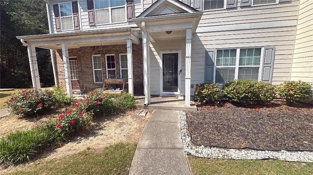 6211 Shoals Loop , Union City, GA 30291 Main Photo