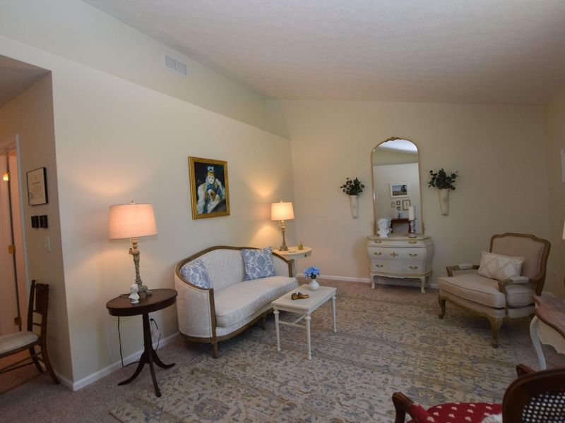 943 E Lawn Avenue, Unit 33, Urbana, OH 43078 Photo 4